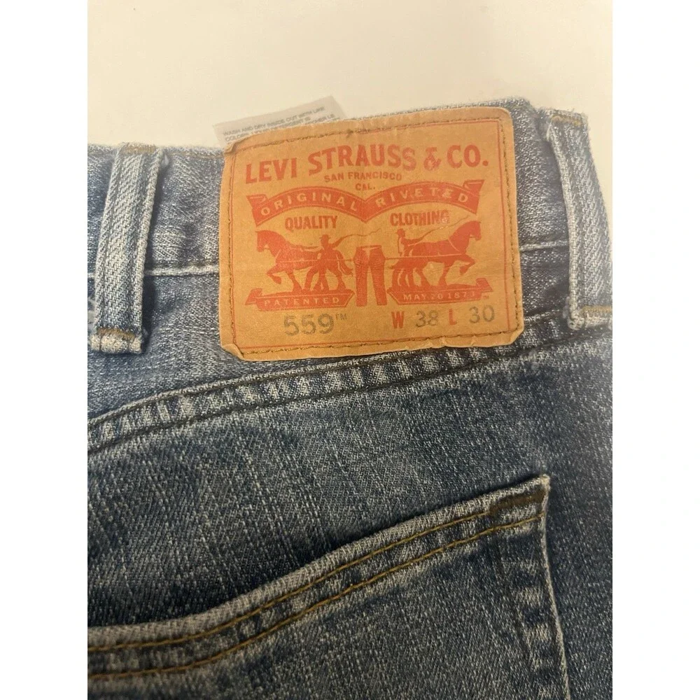 Levi’s 559 Relaxed Straight Jeans Men’s 38x32 Light Wash Denim